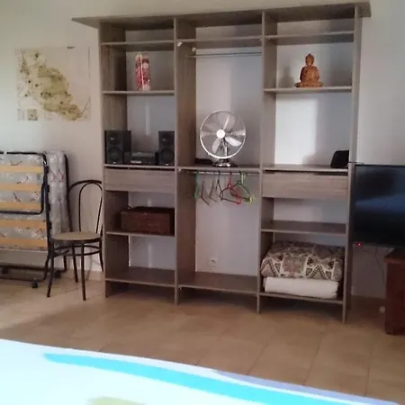 Bed & Breakfast Mas Les Cigales