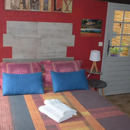 Bed & Breakfast Mas Les Cigales